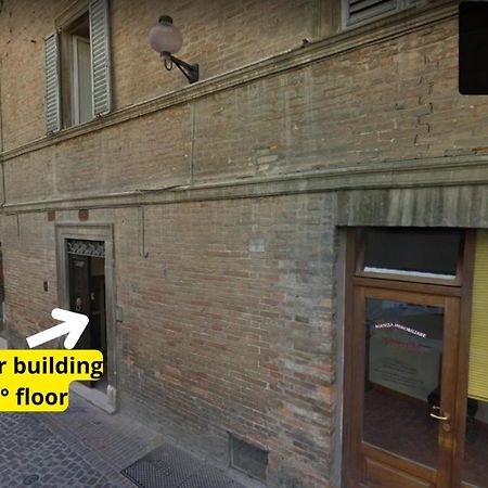 Netflix - Centro Storico Urbino Διαμέρισμα Εξωτερικό φωτογραφία